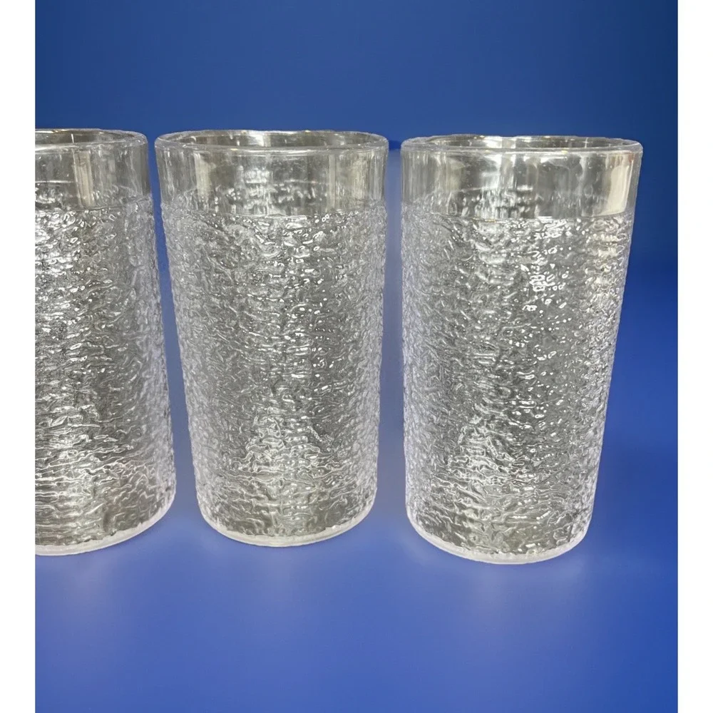 Vintage - Set of 4‎ Cambrio Pebbled CLEAR Resturant Plastic Drinking Glasses 8oz